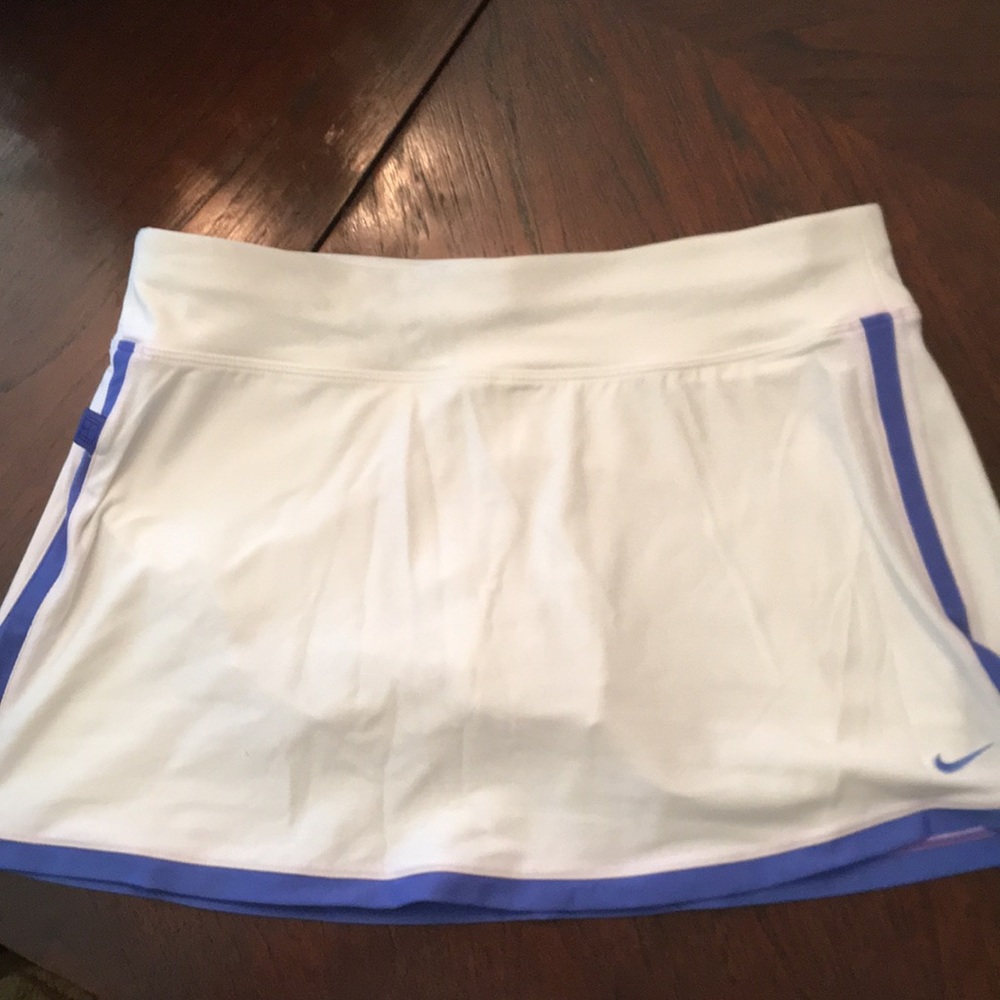 White Nike tennis skort